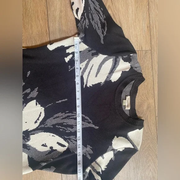 Calvin Klein Black and White Knit Dress 3/4 Sleeve Crew Neck - Picture 9 of 9